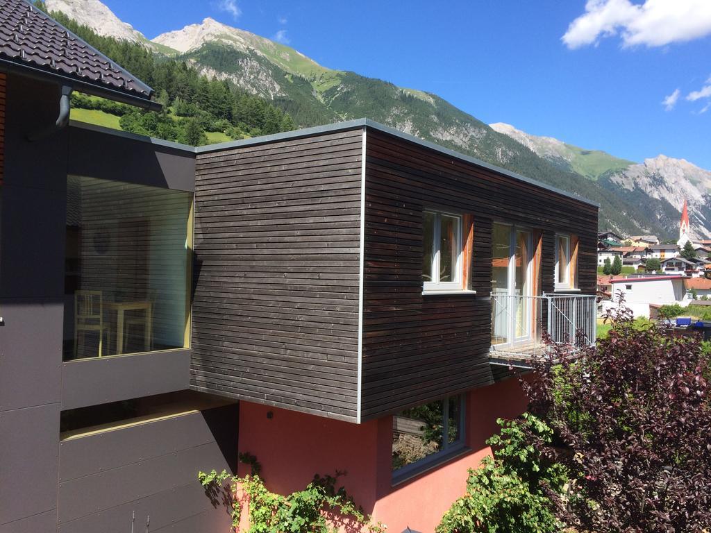 Haus Arosa Apartment Pettneu am Arlberg Exterior photo