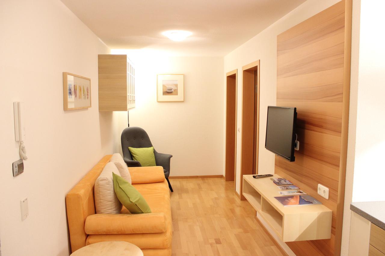 Haus Arosa Apartment Pettneu am Arlberg Exterior photo